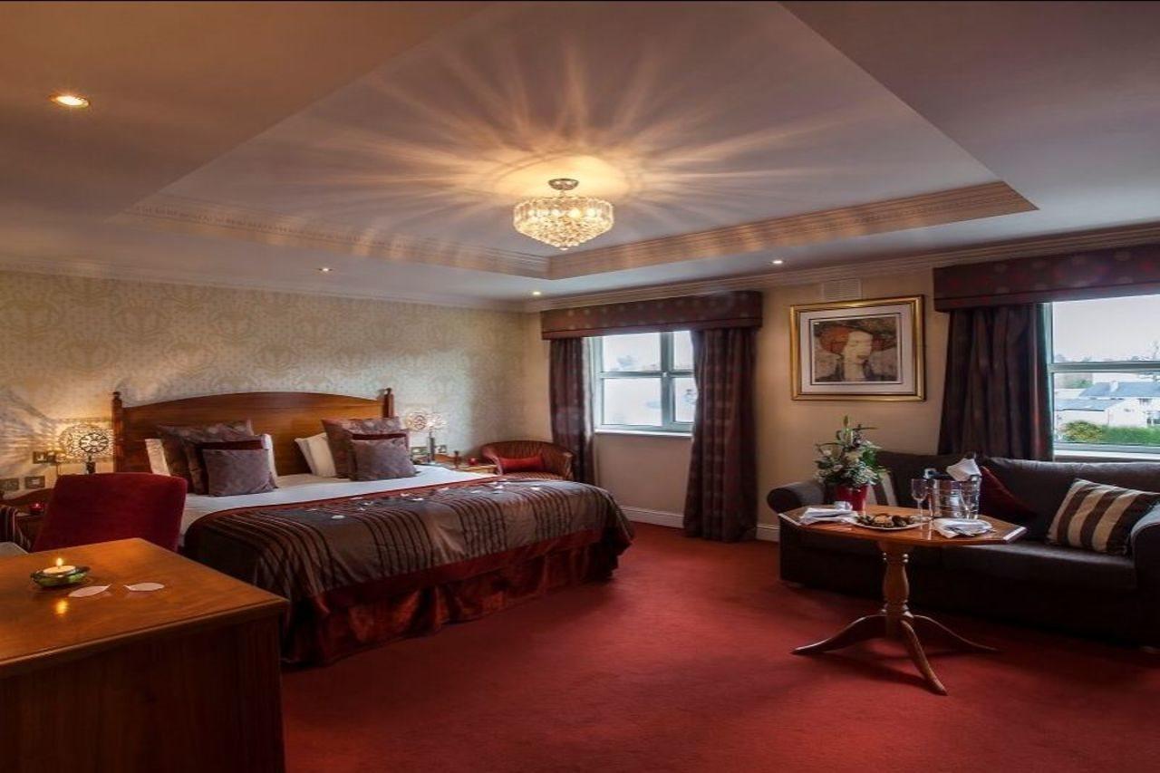 The Newgrange Hotel Navan Kültér fotó