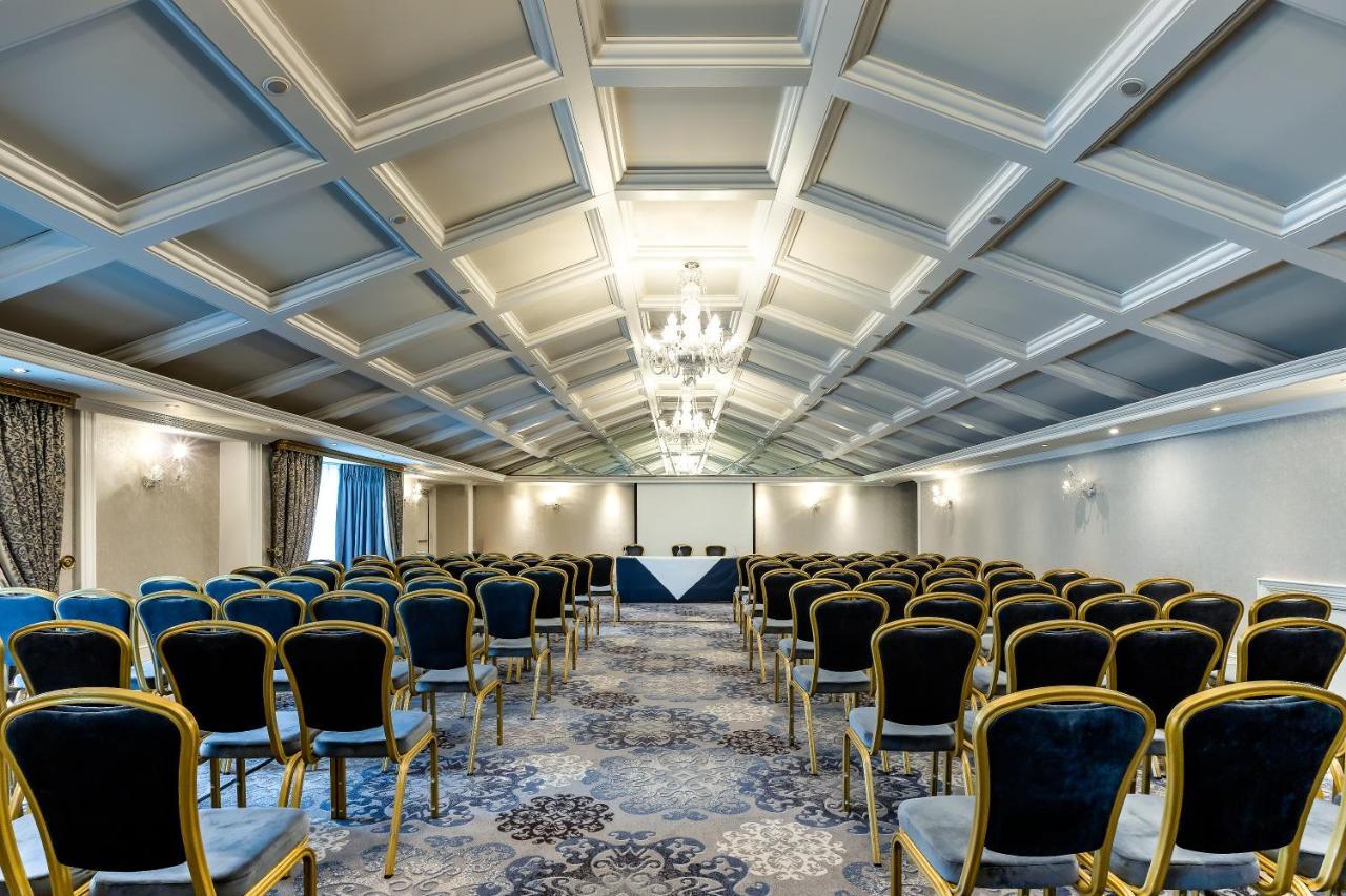 The Newgrange Hotel Navan Kültér fotó