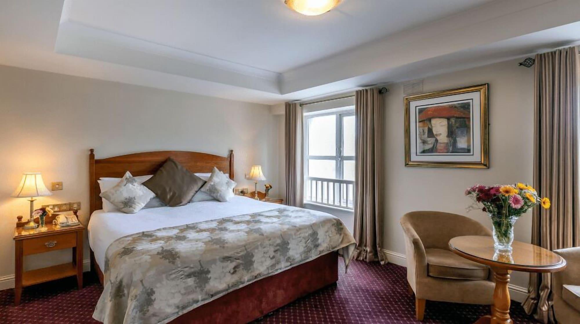 The Newgrange Hotel Navan Kültér fotó