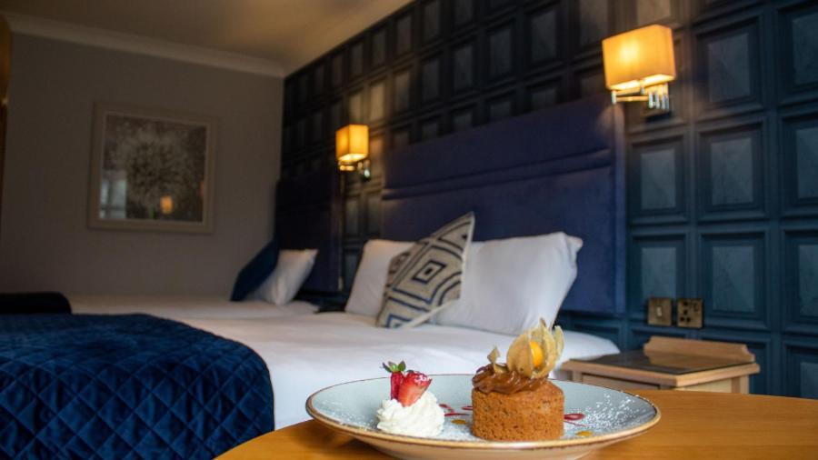 The Newgrange Hotel Navan Kültér fotó